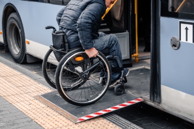 Cap Mobilité vous donne des astuces pour faciliter le transport des personnes à mobilité réduite